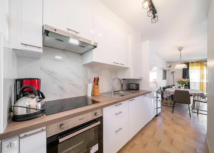 Lägenhet Hello Cote D'azur - Spacieux 3 Pieces A 5 Min Des Plages